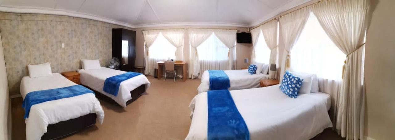 Pentagon Guesthouse Bloemfontein Ngoại thất bức ảnh